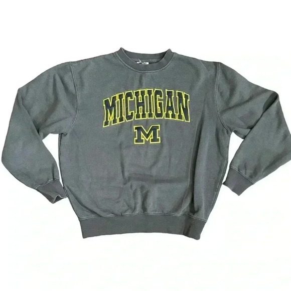 Vintage Michigan Stadium Athletics Men's M Embroidered Pullover Crewneck Sweater - Picture 1 of 7